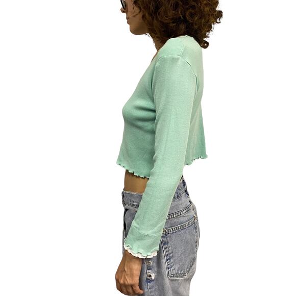 Womens Curly Hem Double Button Front Cropped Cardigan Sweater - Picture 2 of 4